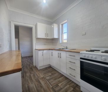 Three bedroom Cottage! - Photo 1