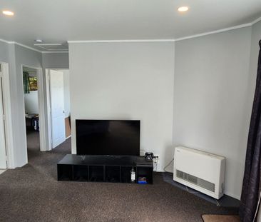 180B Parklands Avenue, Bell Block, New Plymouth - Photo 1