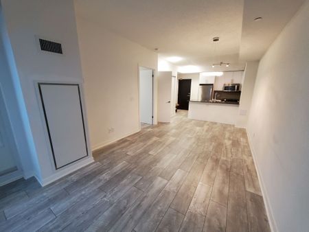 For Lease - 60 Berwick Avenue Unit# 705, Toronto, Ontario - Photo 3