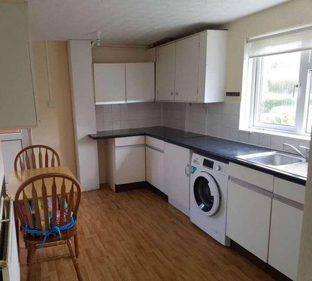 Ferndells, Hatfield, AL10 - Photo 4