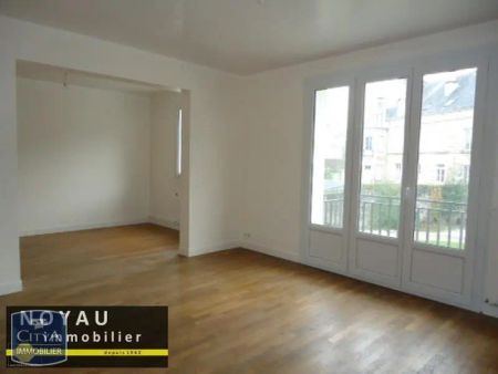 Appartement à louer 4 pièces 93m² - Photo 2