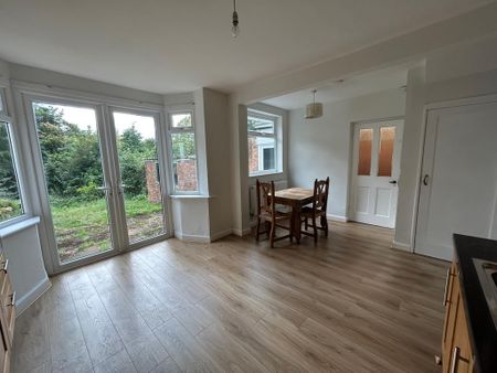 3 bedroom property to rent - Photo 2