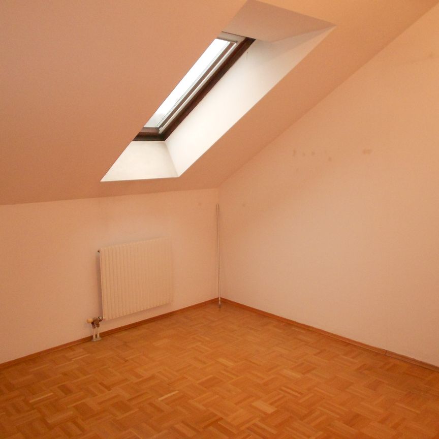 **Ab sofort** Sonnige 3-Zimmer Wohnung mit Dachterrasse in der Volksfeststrasse 34 - Top 13 - Photo 1