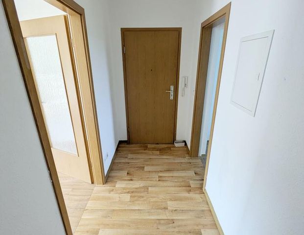 ++ charmante, renovierte 2-Raum Wohnung mit Balkon & Tageslichtbad - einziehen & wohlfühlen ++ - Photo 1