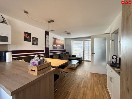 Moderne, neuwertige, attraktive 3-Zimmer Wohnung mit großem Balkon lädt zum Wohlfühlen und Entspannen ein! Ruhige Grünlage - gute Infrastruktur! - Photo 4