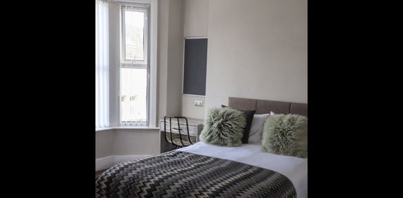 Room in a Shared House, Park Mount, LS12 - Photo 2