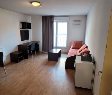Location Appartement 1 pièce 27m² - Photo 2