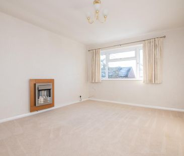 2 bedroom maisonette to rent - Photo 2