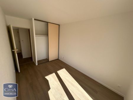 Location Appartement 2 pièces 37m² BORDEAUX 33000 - Photo 2