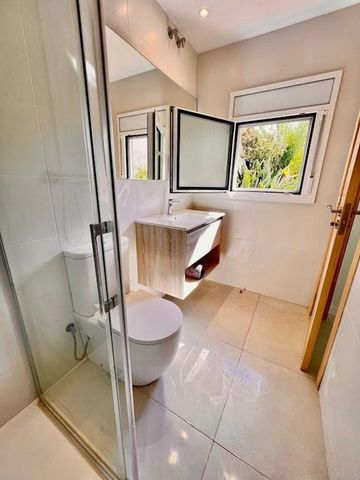 Avinguda del Cardenal Vidal i Barraquer, Barcelona, Catalonia 08035 - Photo 2