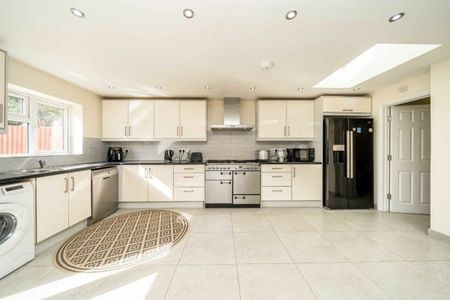 Uneeda Drive, Greenford, UB6 - Photo 3