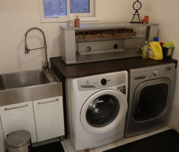 For Lease - 12 Wessenger Drive, Barrie, Ontario - Photo 4