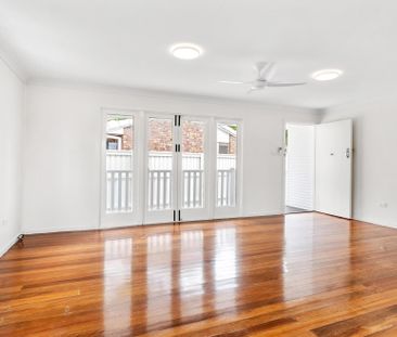 Stunning Three Bedroom Home on Nursery Road! - Photo 3