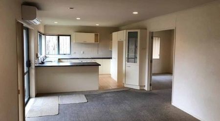 Glastry Place, Dannemora, manukau City - Photo 4