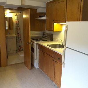 Studio à louer pour étudiant ou enseignant cegep de Saint-Jérôme du 1er janvier au 31 mai 2026 - Photo 2