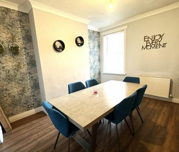 3 bedroom terraced house to rent - Photo 1