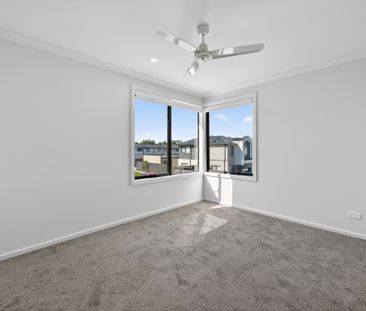 1 Bentonite Walk, Officer VIC 3809 - House For Rent | Domain - Photo 3