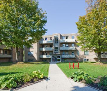 134, 136 and 138 Berry Rd., Etobicoke, ON M8Y 1W2 - Photo 4