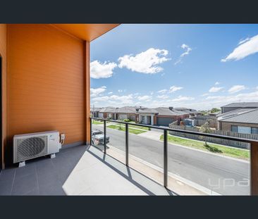 9 Carrick Street, Point Cook, Vic 3030 - Photo 1