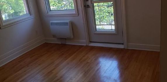 4 1/2 - Montréal (Ahuntsic) - 1 600 $/mois - Photo 2