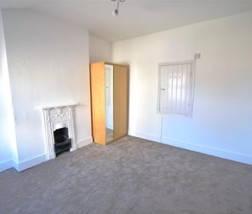 3 Bed Semi-Detached House, Stuart Road, W3 - Photo 5