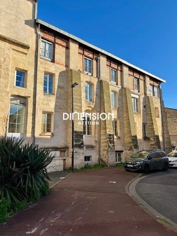 Location Appartement 5 pièces 106m² BORDEAUX 33800 - Photo 3