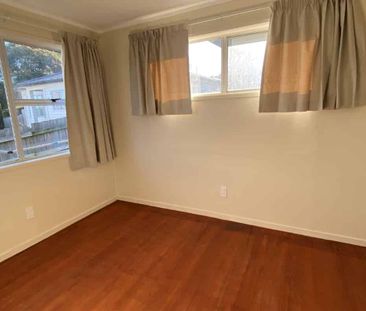 Cosy 3 bedroom home for rent in Manurewa - Photo 1