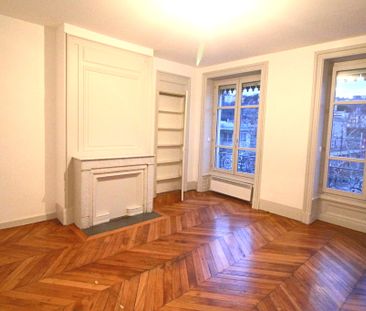 T2- 60m2- 1 Quai Rambaud- Secteur PERRACHE- Dispo le 05/03 ! - Photo 2