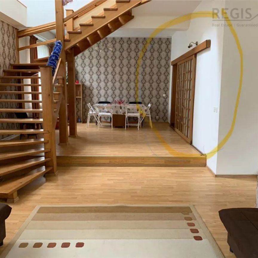 Vila de cinci camere in zona Schei - Photo 1