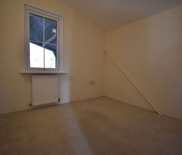 2 bedroom barn conversion to rent - Photo 3