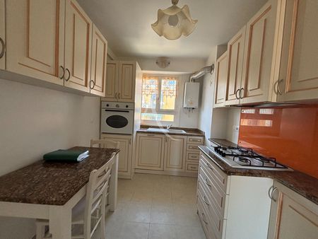 Location Appartement 3 pièces 56m² NICE 06100 - Photo 4