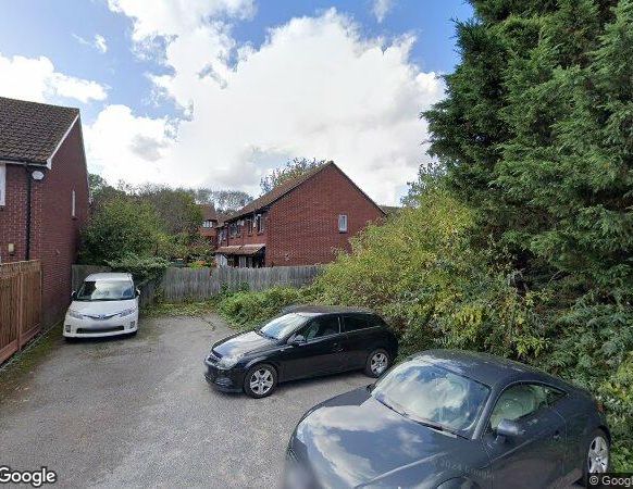 3 Bed Terraced House, Chichester Close, E6 - Photo 1