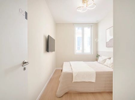 Largo Vitorino Damásio, Lisbon, Lisbon 1200-872 - Photo 5