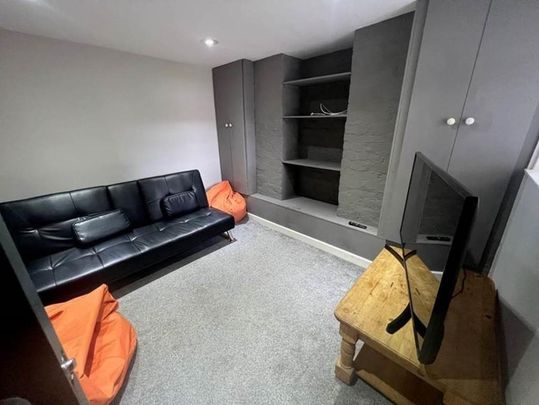 5 bedroom house share to rent - Photo 1