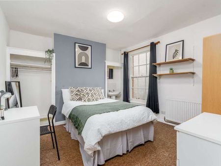 Binswood Avenue Room 1 - Photo 4