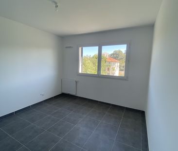 Appartement 3 pièce(s) 2 chambre(s) 61.23 m² - Photo 5