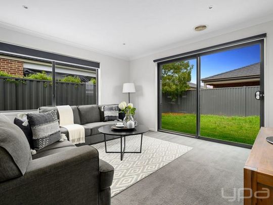 FOUR BEDROOM FAMILY HOME - Photo 1