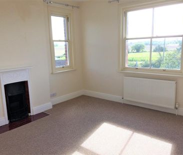 3 bedroom detached house to rent - Photo 5