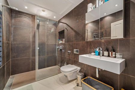 5 bedroom semi-detached house to rent - Photo 4