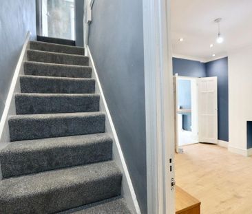 3 bedroom terraced house to rent - Photo 6