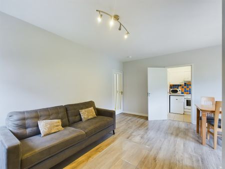 Apartment 3 , Newtown Woods, Newtown, Co. Waterford - Photo 3