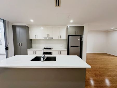 456 Gardeners, Sydney - Photo 4