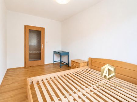 Pronájem bytu 2+kk 45 m2 - Fotografie 3