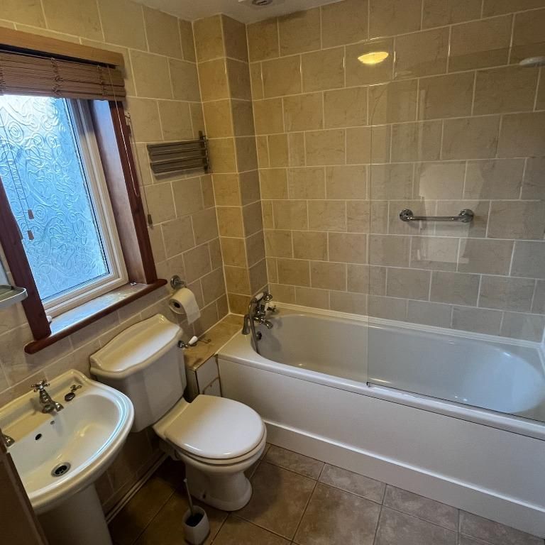 2 bedroom terraced house to rent - Photo 1