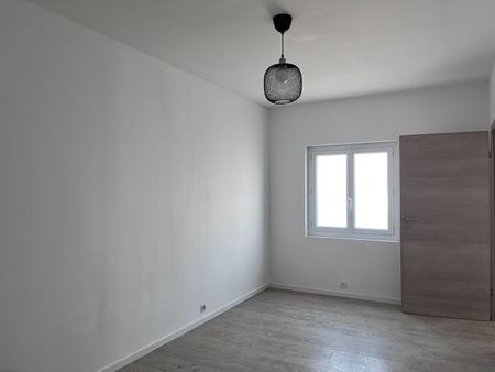 Location maison 5 pièces, 112.69m², Rochefort - Photo 5