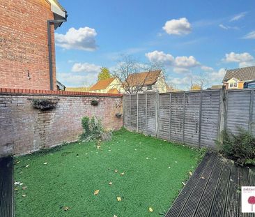 3 bedroom terraced house to rent - Photo 6