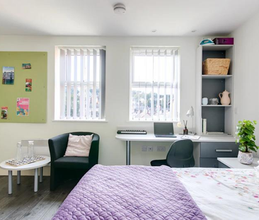 1 bedroom in a flat share to rent - Photo 1
