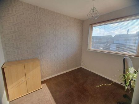 3 bedroom terraced house to rent - Photo 4