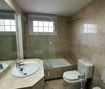 Calle de Basilio de Prado, Madrid, Community of Madrid 28035 - Photo 6