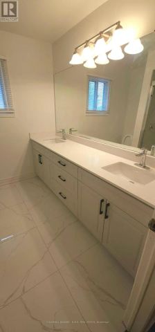 11 FOSTER CRESCENT - Photo 3